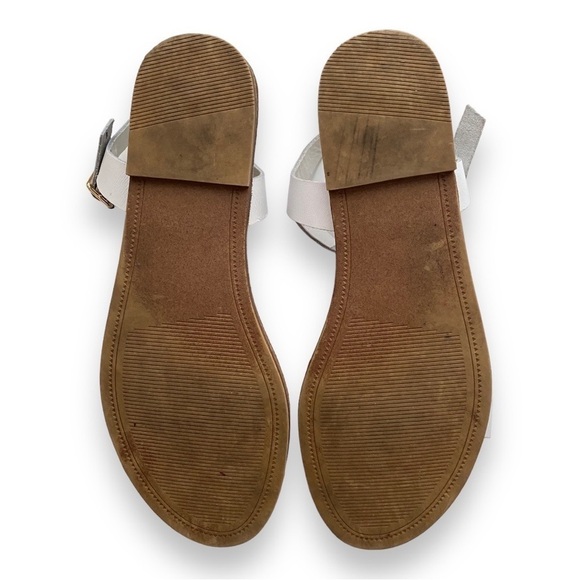 STEVE Madden Rillie White Leather With Gold Capped Toe Sandals | Size 10 - Picture 11 of 11